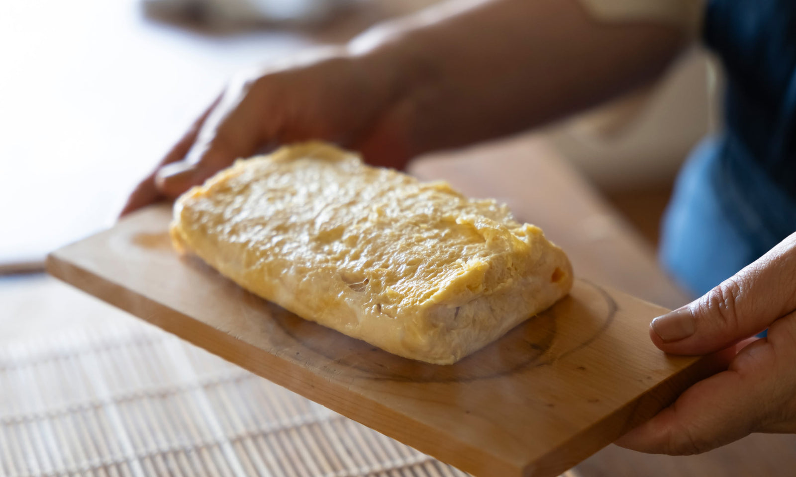 <i>Dashimaki Tamago</i> (Dashi Rolled Omelet)