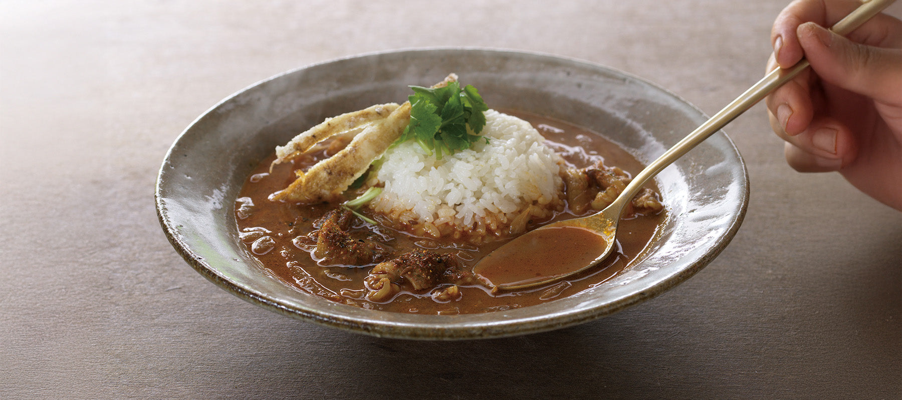 How to Make Curry with Seafood Dashi Curry Kit