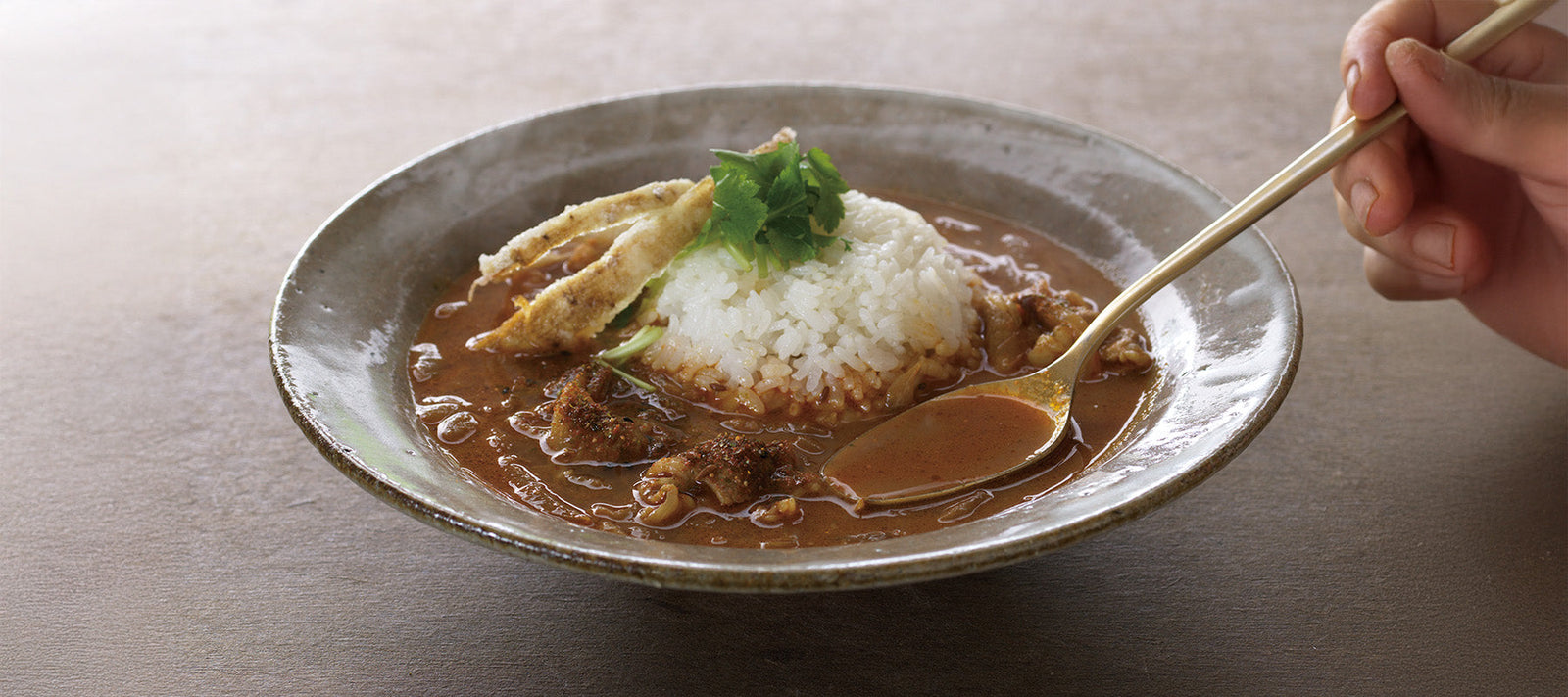 How to Make Curry with Seafood Dashi Curry Kit