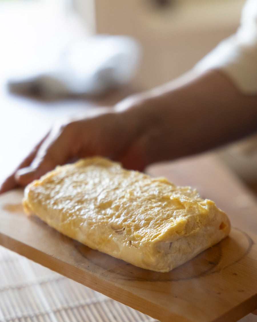 <i>Dashimaki Tamago</i> (Dashi Rolled Omelet)