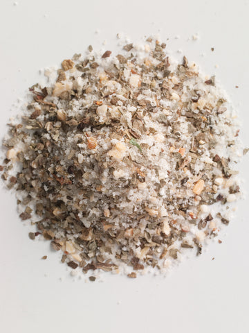 Versatile seasoning to elevate both everyday and special dishes.