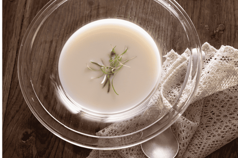 Pairs beautifully with milk, cheese, butter, and other dairy ingredients.