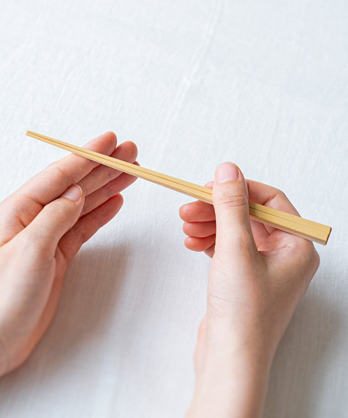 Kayanoya Custom-Made Bamboo Chopsticks - White