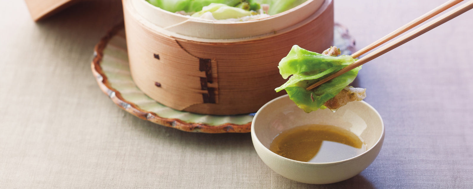 Steamed cabbage and pork belly seasoned with Kayanoya Original Kelp Stock Powder