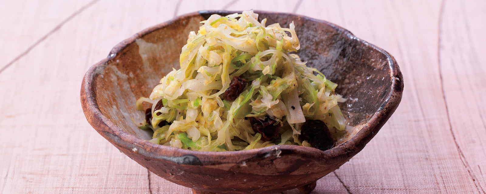 Fresh umami coleslaw enhanced with Kayanoya dashi