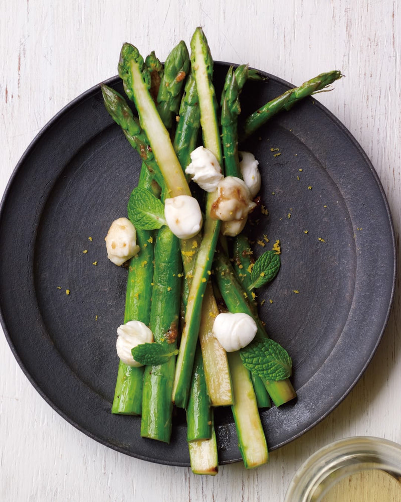 Asparagus with Mozzarella Cheese