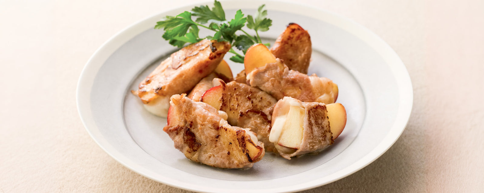 Apple and Mozzarella Pork Rolls made with Kayanoya Vegetable Stock Powder.